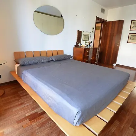 Private Park-15Mindowntown, 4 Pax, Aircond Mestre